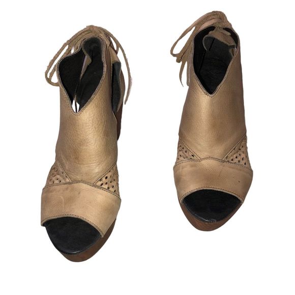Free People The Revolver Heeled Clog, Peep Toe, Tie Back, Cut Out, sz 36 (US 6) - Picture 2 of 10